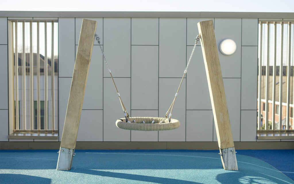 Duncan & Grove - Swing no.2 basket
